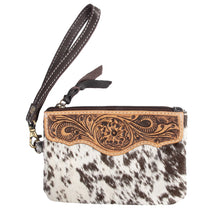 Load image into Gallery viewer, FORT WORTH COWHIDE LEATHER PURSE
